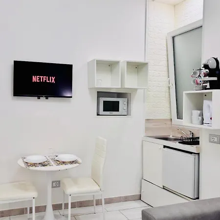 Luna בית הארחה קליארי